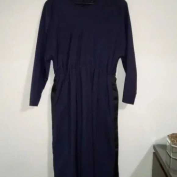 Cos navy blue a line waisted midi length dress very flattering. Barely used. - Picture 4 of 4